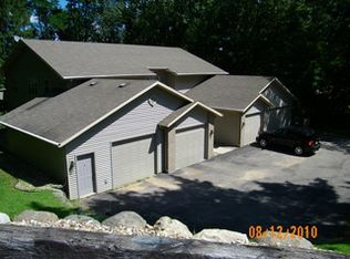302 E 9th St APT D, Westfield, WI 53964