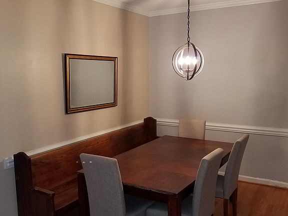 5th image of 405G Fulton St