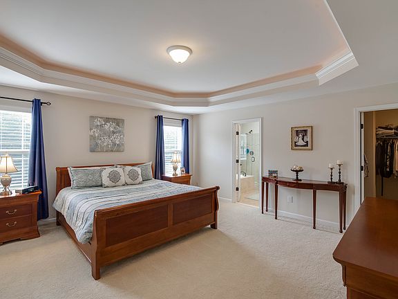 2nd image of 5 Whetstone Ct