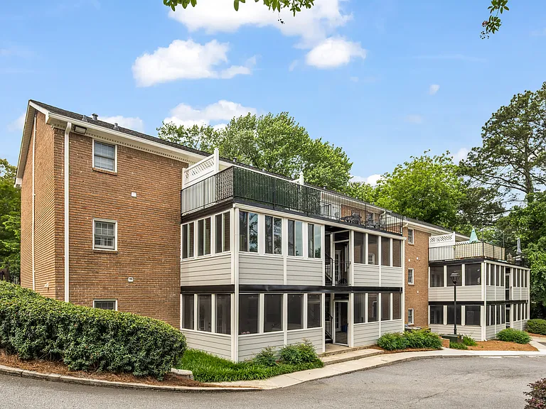 1101 Collier Rd NW #U1 — Photo 24