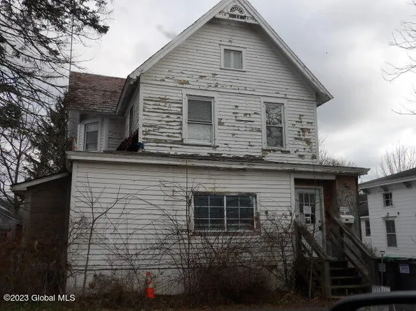 105 Grove Street, Cobleskill, NY 12043