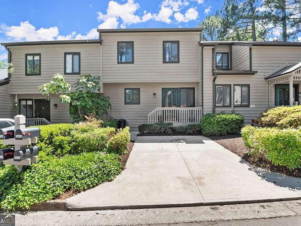1st image of 5062 Gardenia Cir