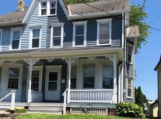 117 S New St, Nazareth, PA 18064