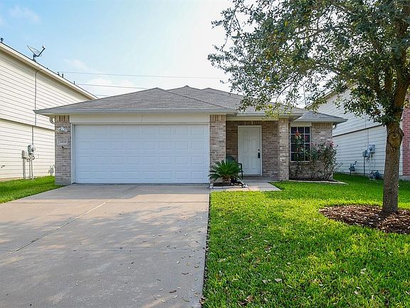 2nd image of 3810 Silverbridge Ln