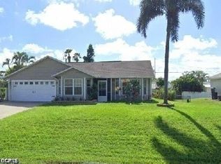 7402 Carrier Rd, Fort Myers, FL 33967