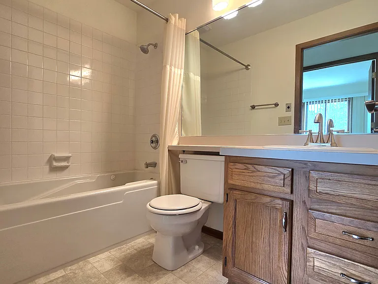 940 Prairie Dr #32 — Photo 16