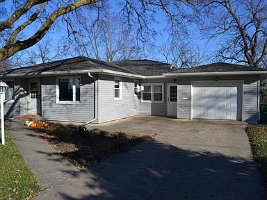 400 Dewey St Jackson Mn 56143 Zillow