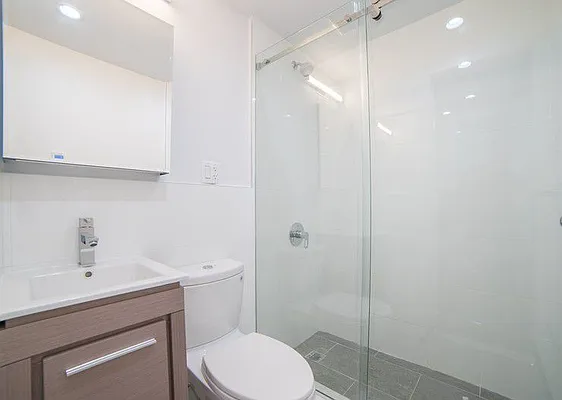 Rented by REAL New York | media 29