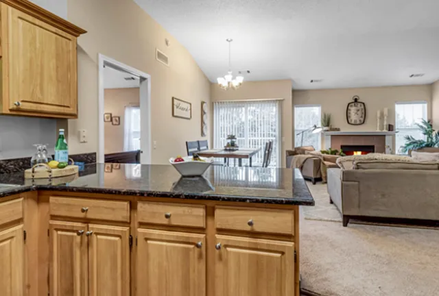 Renaissance Place Apartments — Photo 93