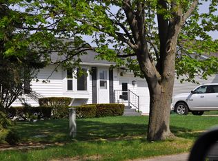 3181 Coventry Dr, Bay City, MI