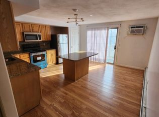 22 Oak St APT 5B, North Providence, RI 02911