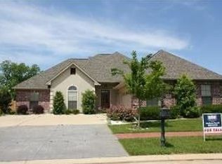 618 Toulouse Ct, Bossier City, LA 71111