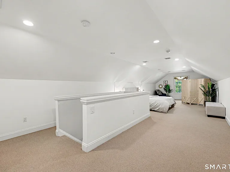 4 Sickle Bar Ln — Photo 29