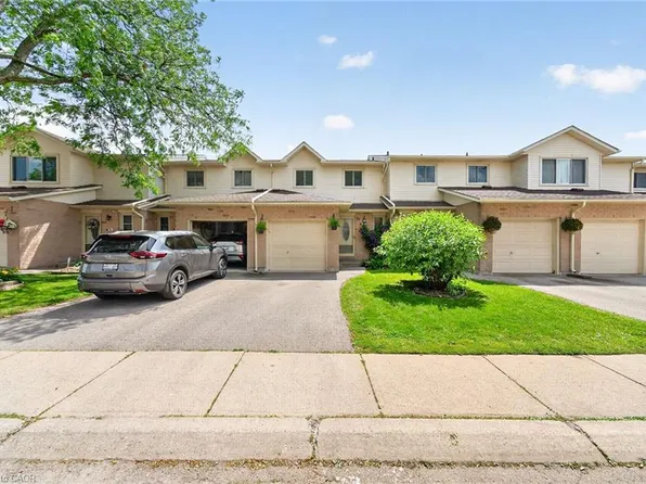 860 Rymal Rd E #27, Hamilton, ON L8W 2X3