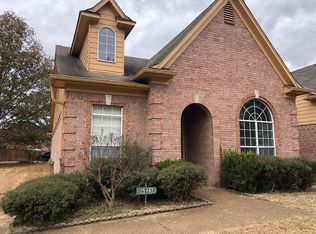 6125 Woodstock View Dr, Millington, TN 38053