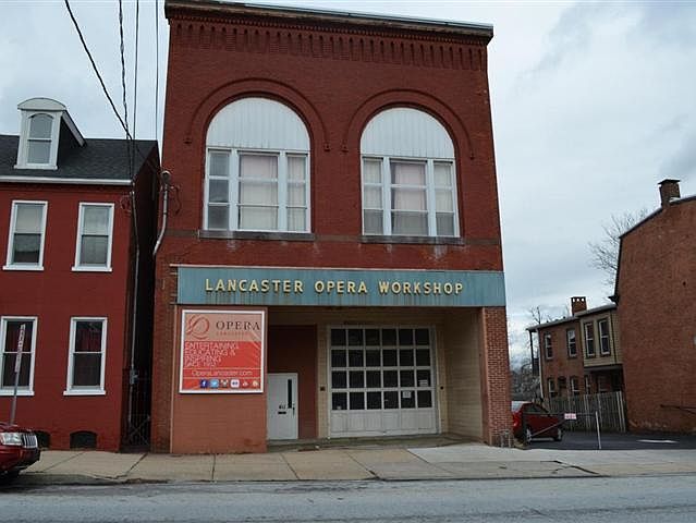 1st image of 411 W King St