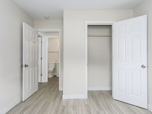 4th image of 7912 Olde English Rd #218