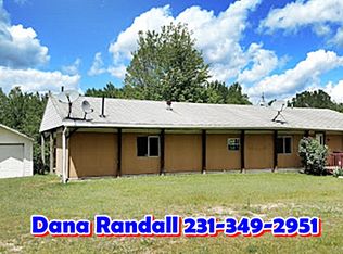 10140 E 24th St, Reed City, MI 49677