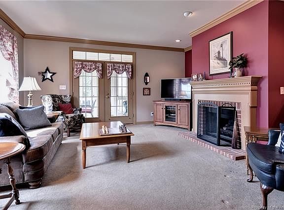 2nd image of 139 Alwoodley