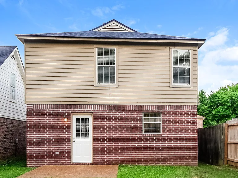 1209 Calebs Ridge Dr — Photo 17