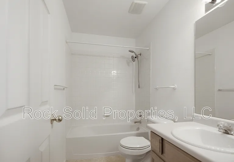 4804 Saddleback Dr — Photo 15