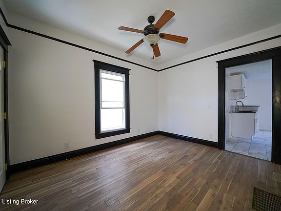 5th image of 515 Atwood St