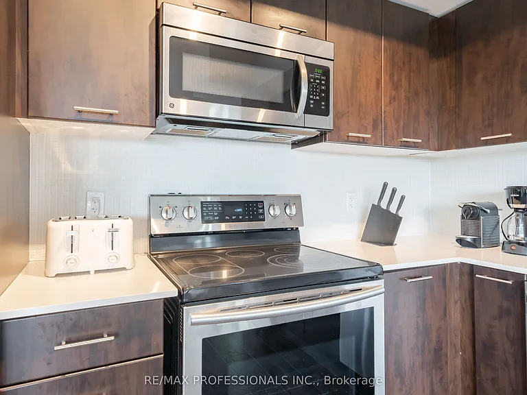 2220 Lake Shore Blvd W #909 — Photo 13