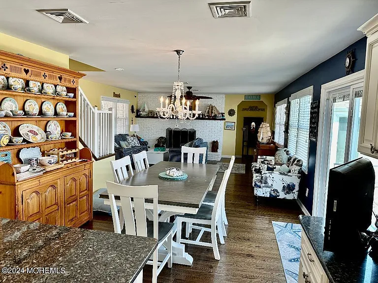 288 Periagua Ln — Photo 6