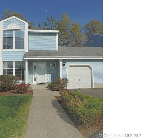 1st image of 204 Redstone Cir