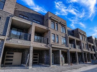 1865 Pickering Pkwy #1303, Pickering, ON L1V 6Z6