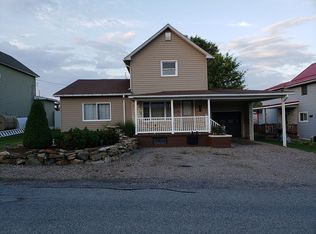 13 4th St, Cairnbrook, PA 15924