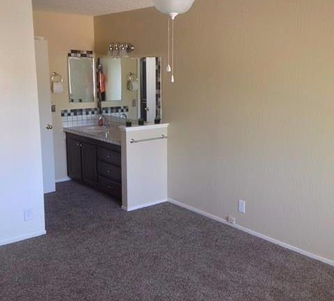 3rd image of 148 Clayton Cir