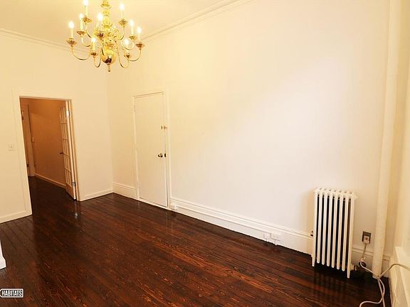 5th image of 526 51st Ave APT 1L