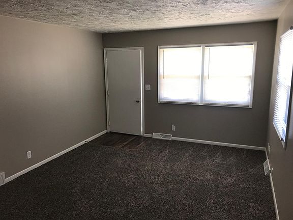 2nd image of 240-242 S Clarmar Ave