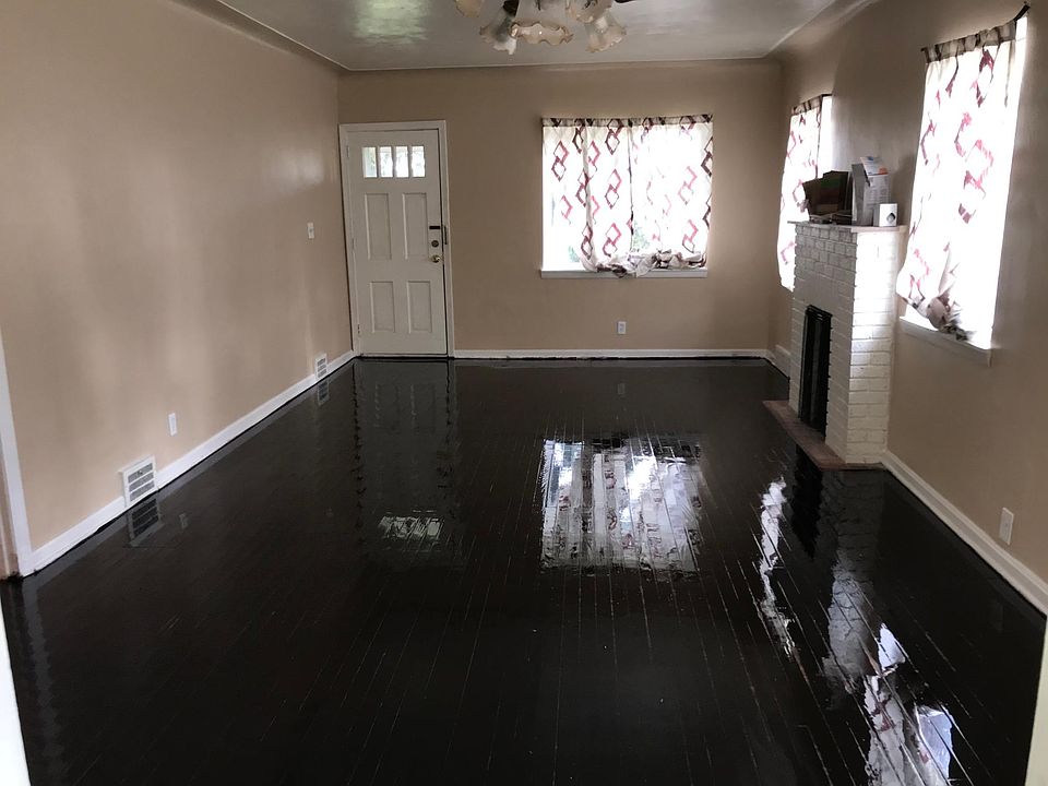 1st image of 402 N Dunlap Ave