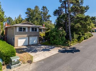 2014 NE Crestview Dr, Newport, OR