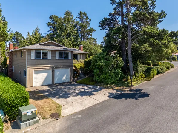 2014 NE Crestview Dr, Newport, OR 97365