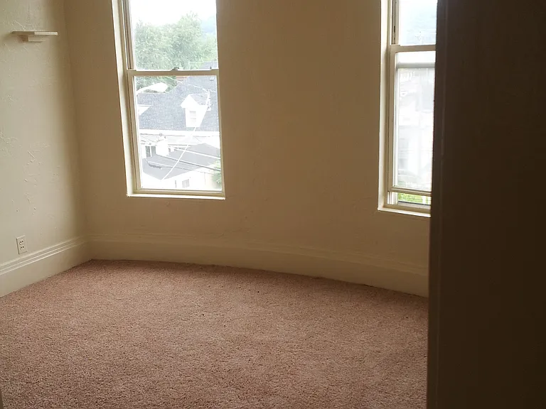 1046 Wilson Pl #2 — Photo 7