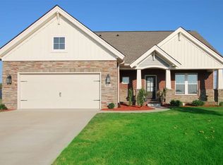 471 Leonatus Ct, Bowling Green, KY 42104