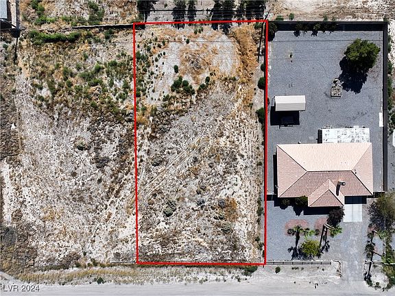 3rd image of 2860 S Dandelion St