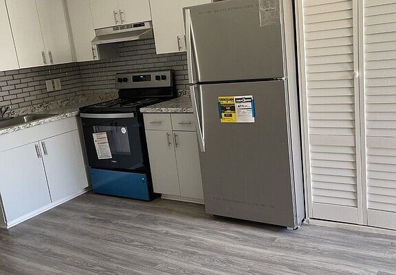 5th image of 7525 83rd St N APT 126