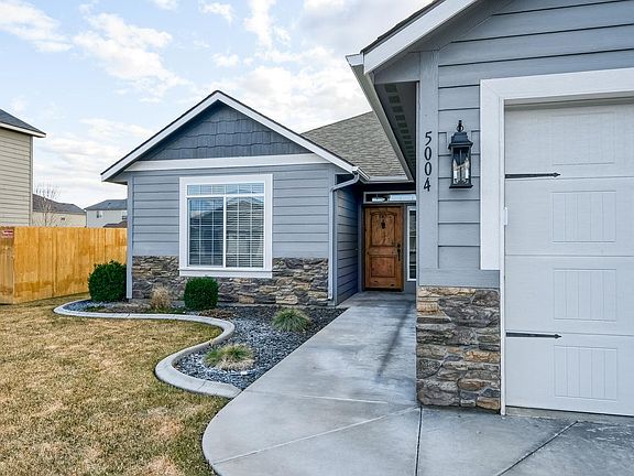2nd image of 5004 Bilbao Dr