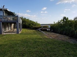 1952 Quay Dock Rd, Vero Beach, FL 32967