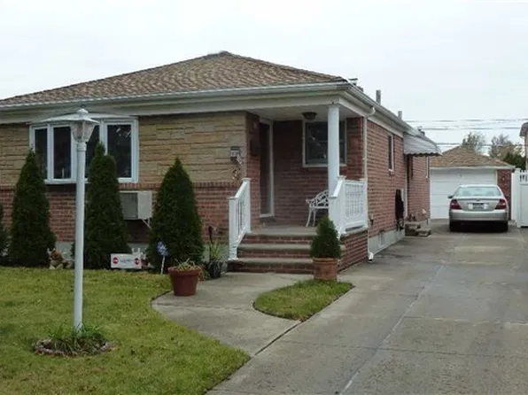 14719 6th Ave, Flushing, NY 11357
