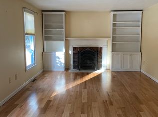 180 Aubinwood Rd, Amherst, MA 01002