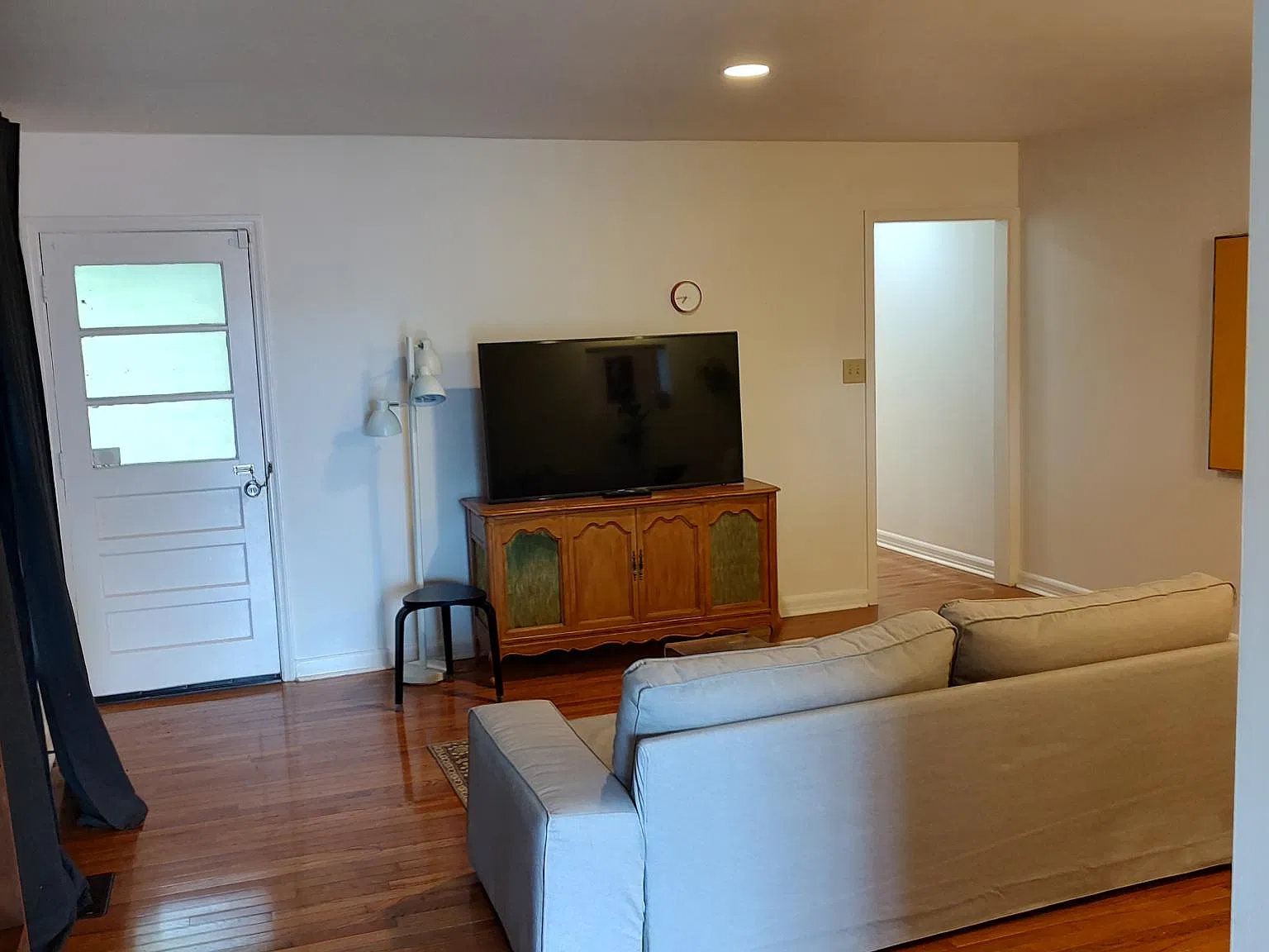 2 bed, 900 sqft, $1,500 — Photo 2