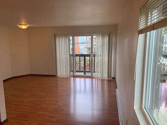 5th image of 1505 13th Ave S APT 14