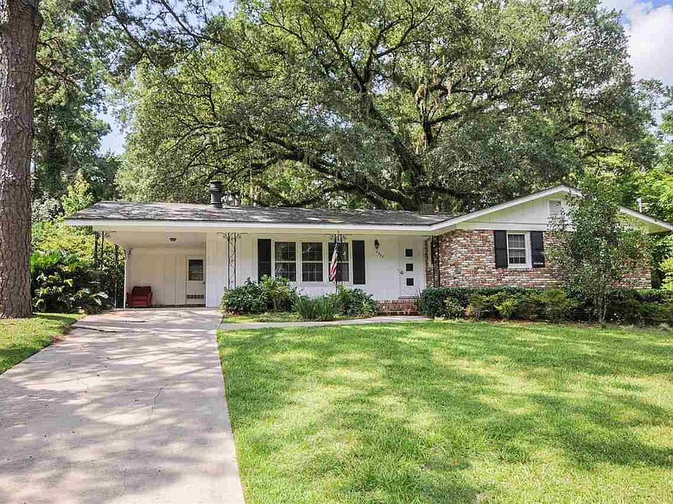 1st image of 2905 Primrose Ln