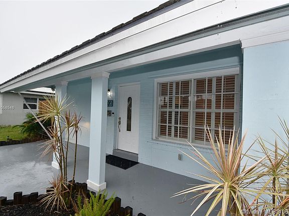 2nd image of 4820 NE 8th Ave