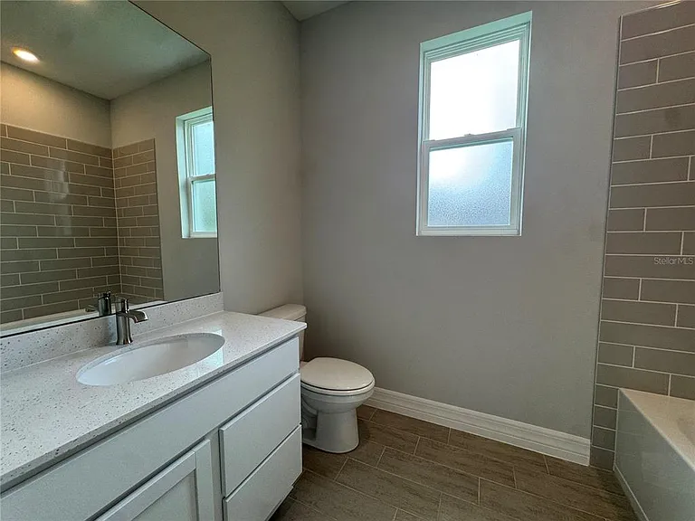 13416 SW 31st Terrace Rd — Photo 3
